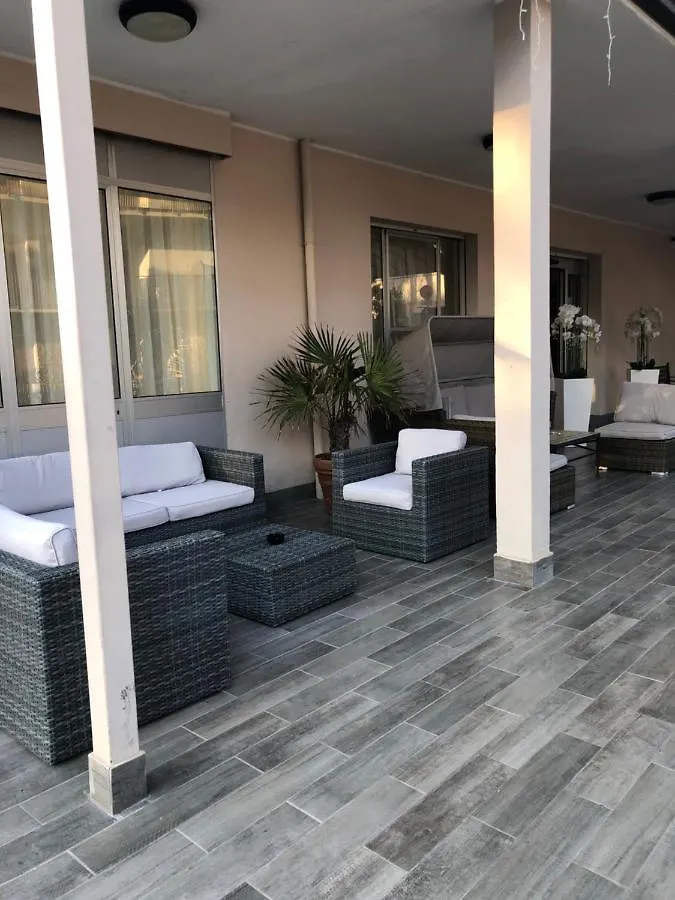 Hotel Elsa Milano Marittima 3*,